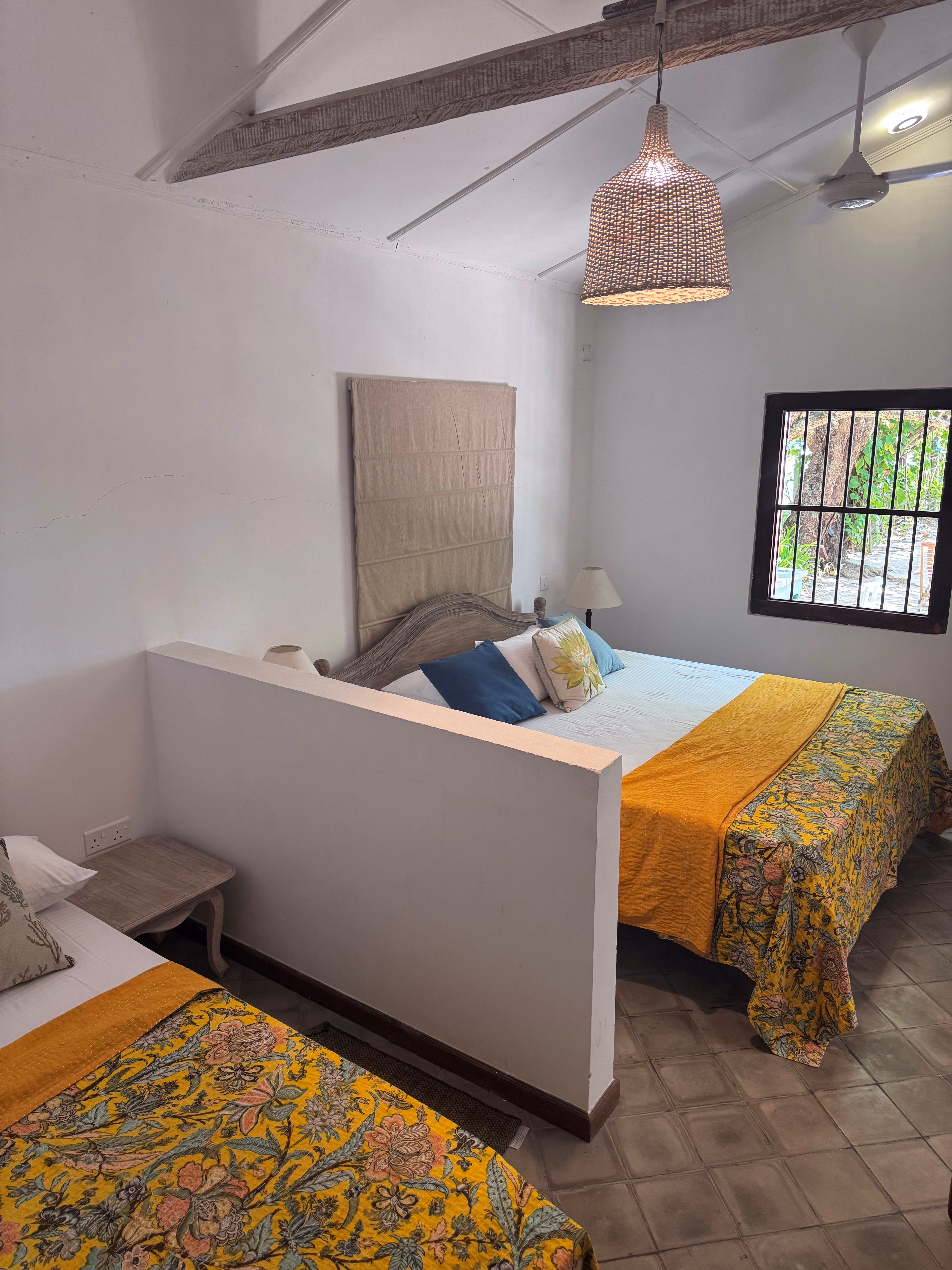 House 2 and surroundings 8